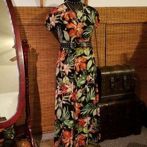 Tigerlily Tropical Plant Witch Maxi Dress